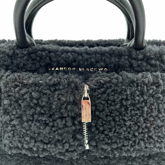 Brandon Blackwood Medium Kuei in Black Shearling - Picture 9 of 12